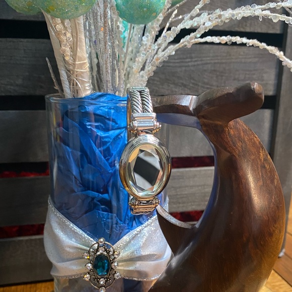 Vintage Elegant Statement Bracelet, Silver tone with Mirror - Picture 6 of 17